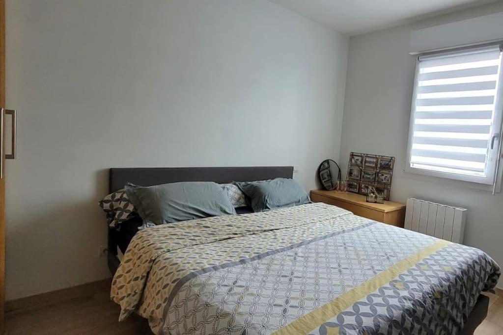 Maison 4 Chambres Pour 8 Personnes Доль-де-Бретань Экстерьер фото